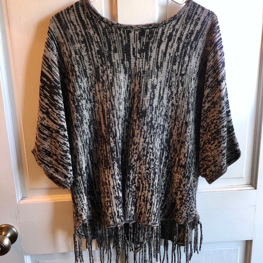 Brittany Black Poncho Sweater 🎆3/$20🎆